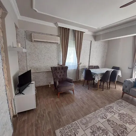 Villalemoon Villa *